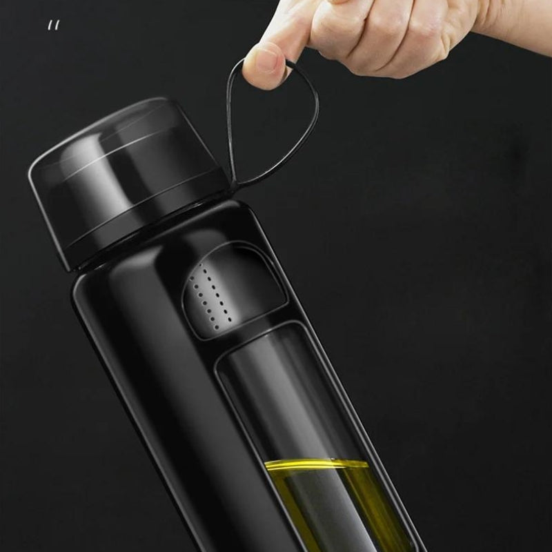 gourde en verre avec infuseur